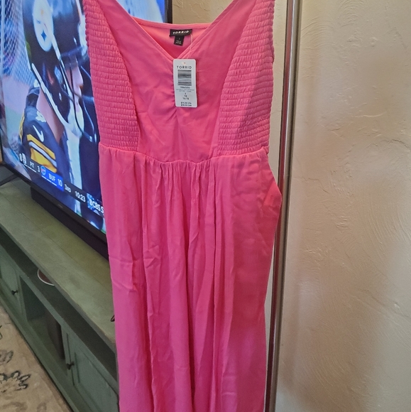 Sold!!! Torrid Pink Midi Dress - Picture 5 of 5